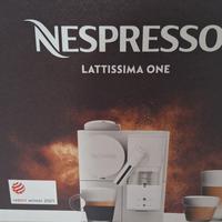 macchina caffè De longhi lattissima one nero