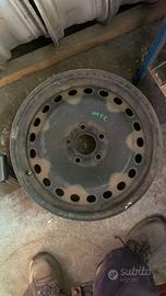 Cerchi in ferro Ford 16"
