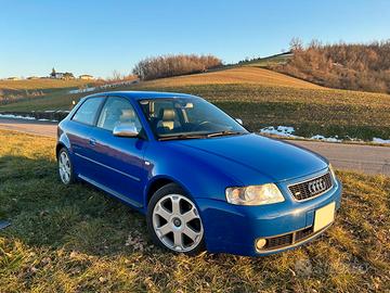 Audi S3, 40.800km, nogaro blu, alcantara