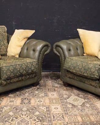COPPIA POLTRONE CHESTERFIELD CLUB IN PELLE VERDE