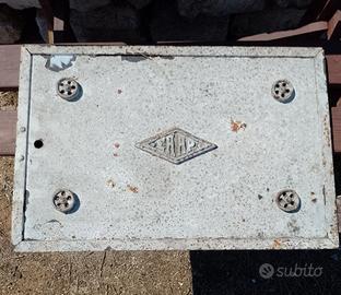 Sportello acquedotto in ferro