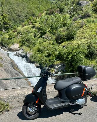 Vespa GTS 300 Super Sport