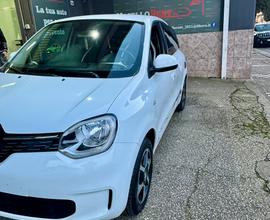 New Renault Twingo AUTOMATICAAA