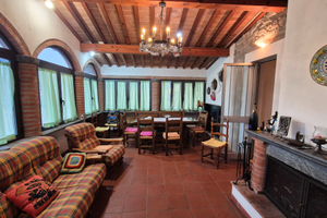 Lucca-Ponte a Moriano: Casa con Giardino e BBQ