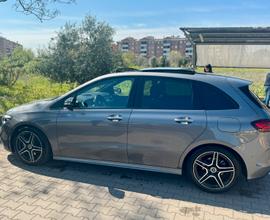Mercedes B180 premium AMG