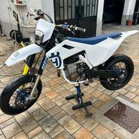 Husqvarna fs450 motard pista targato