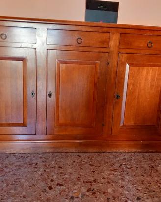 credenza in arte povera