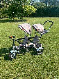 Triciclo per gemelli/fratelli 2 posti