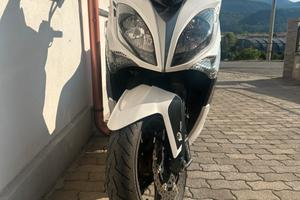 Scooter Kymco Xciting 400i