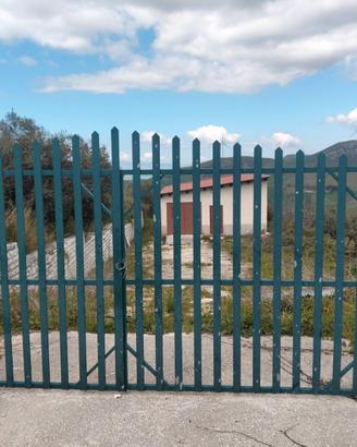 Terreno con casolare