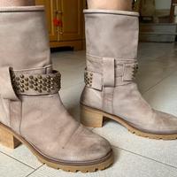 Stivali donna effetto consumato