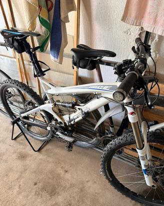Bici GT Force full
