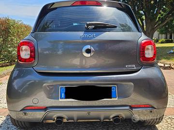Smart Forfour 0.9 t Brabus Xclusive 109cv twinamic