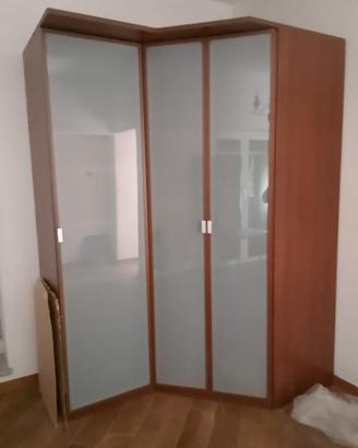 armadio ad angolo