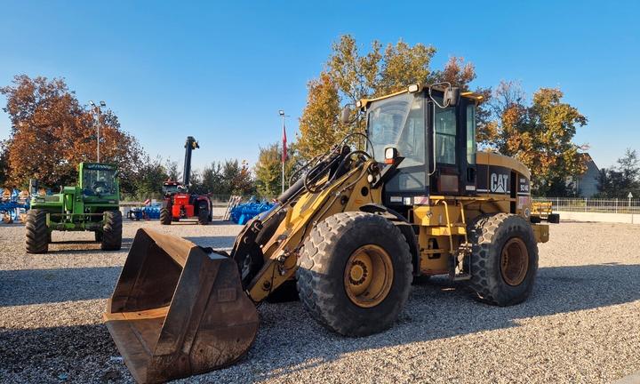 Pala Gommata Caterpillar 924G