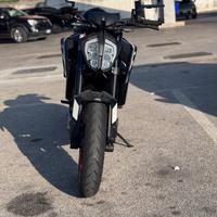 KTM 890 Duke - 2024