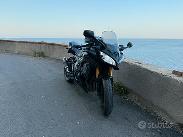Yamaha Fazer 8 