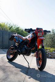 KTM 640 LC4 con 9772km