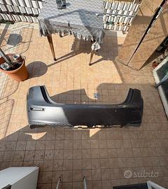Paraurti posteriore Maserati Ghibli con supporto