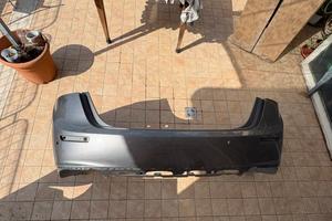 Paraurti posteriore Maserati Ghibli con supporto