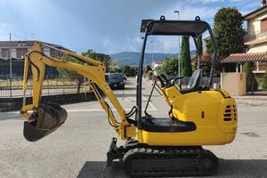 MINIESCAVATORE KOMATSU PC12R8