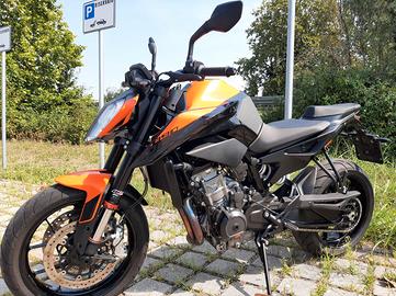 KTM 890 Duke - 2022