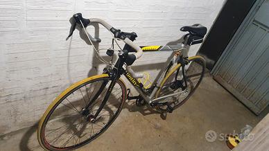 Bici da corsa Wilier Triestina evasion competition