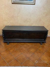Cassapanca in legno
