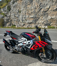 Aprilia Tuono V4 Factory 2024