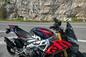 Aprilia Tuono V4 Factory 2024