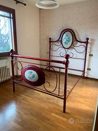 Letto matrimoniale in ferro battuto