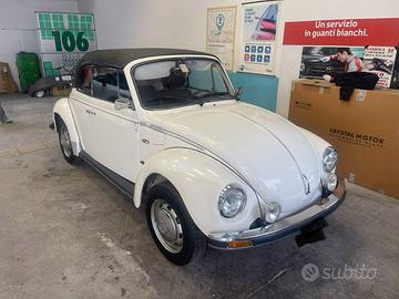 Volkswagen Maggiolino Karmann Cabrio