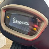 Vespa GTS 300 SUPER TECH