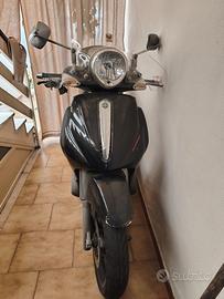 Piaggio BEVERLY 500