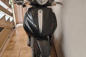Piaggio BEVERLY 500