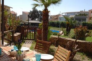 Appartamento trilocale giardino e piscina