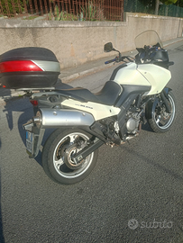 Suzuki v strom dl 650