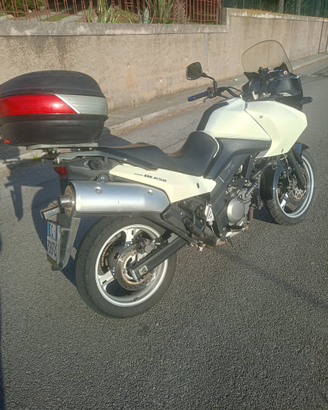Suzuki v strom dl 650