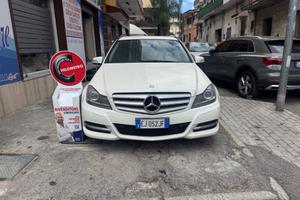 Mercedes-benz C 220 CDI BlueEFFICIENCY Avantgarde