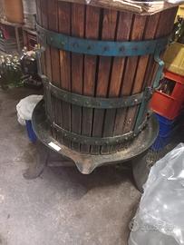 Torchio per l'uva