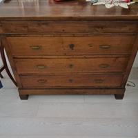 CASSETTONE ANTICO CON COMODINI