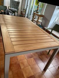 Tavolo da esterno allungabile