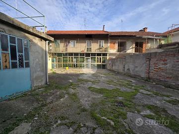 CASA INDIPENDENTE A MONTANARO