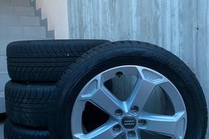 Cerchi in lega Audi Q2 originali Audi 17 pollici