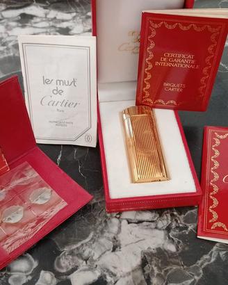 Accendino Le must de cartier paris vintage oro