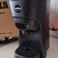 Lavazza Tiny Eco macchina caffè 