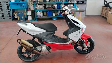 Aerox Yamaha 2T.