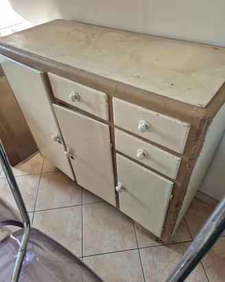 Credenza vintage da collezione