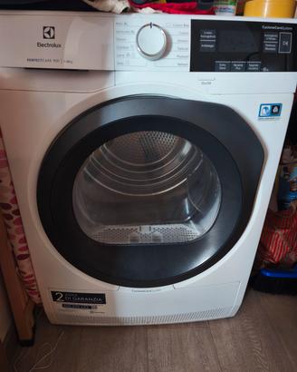 asciugatrice Electrolux da sistemare
