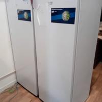 congelatore verticale 1 anno di vita 